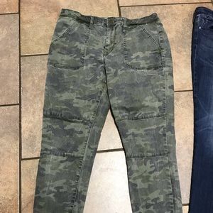 Camo Mossimo Super stretch skinny jeggings